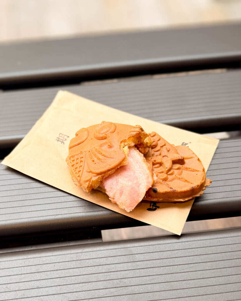 甲賀米粉たい焼き 戸越銀座店のたい焼き BLT【東京・品川 戸越銀座商店街】