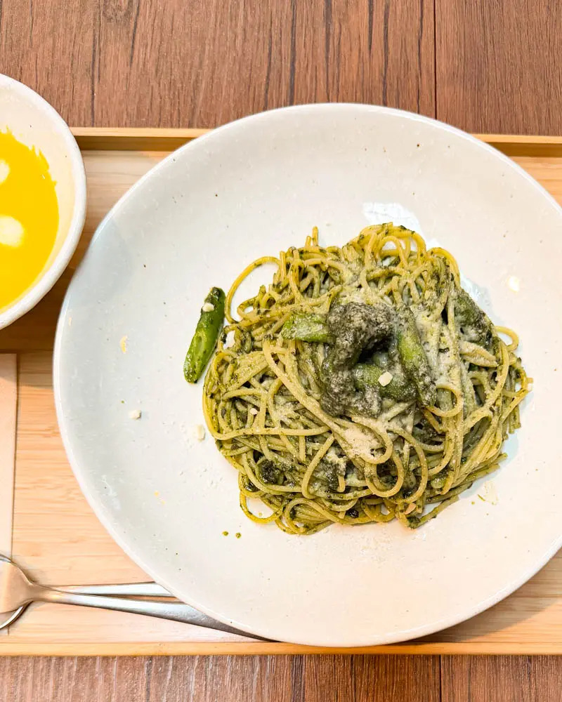 喫茶去 KAIPAN(きっさこ かいぱん) 寺カフェのグルテンフリーパスタ(バジルソースパスタ)【東京・国分寺】